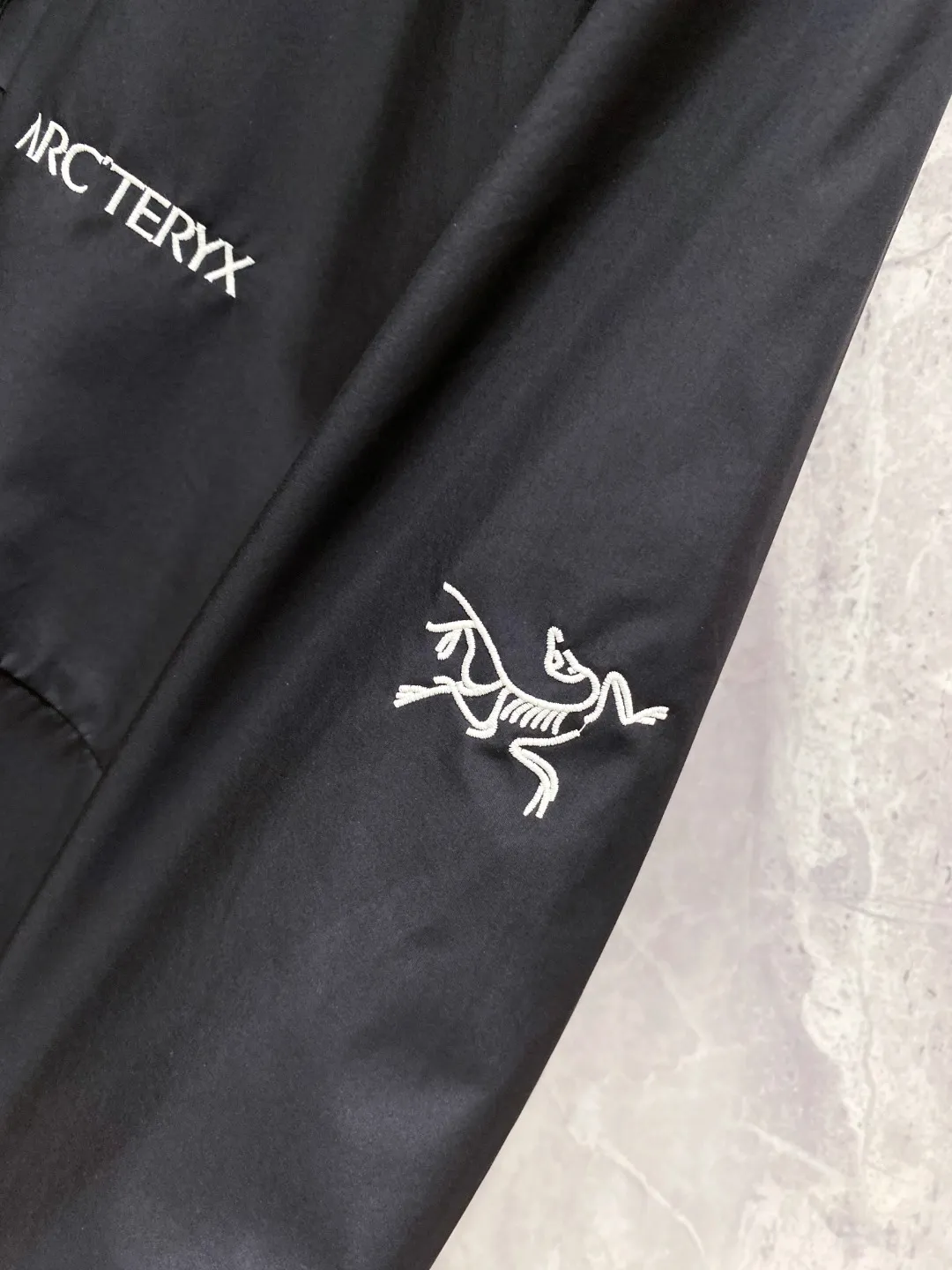 Same Style， ， 2026 New Arrival ，Original Premium Breathable ， ， ， Quality。 ， Sizes：M～3XL，